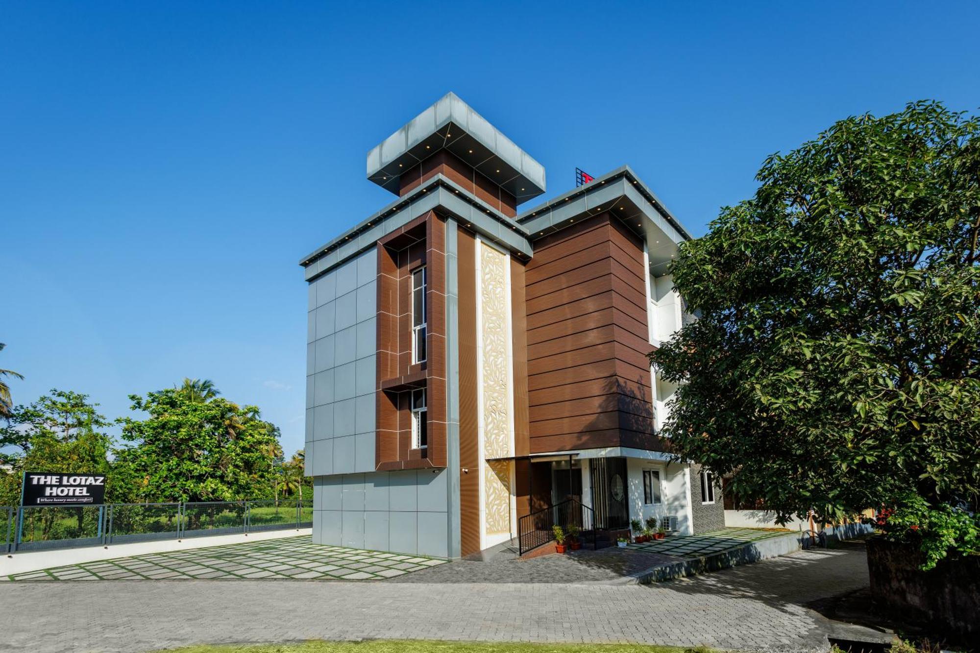 The Lotaz Hotel Kochi Extérieur photo